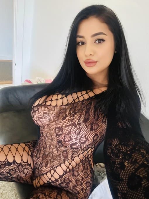 Escort Anastassya posing 4