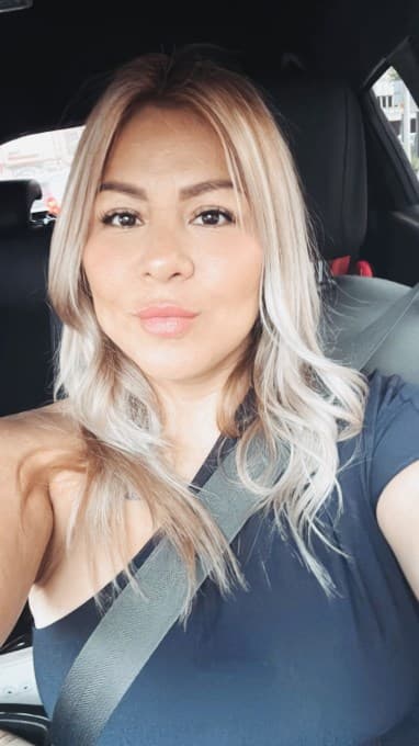 Hot escort Agnes