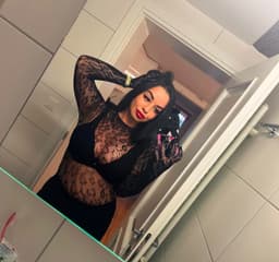 Hot escort Cassie